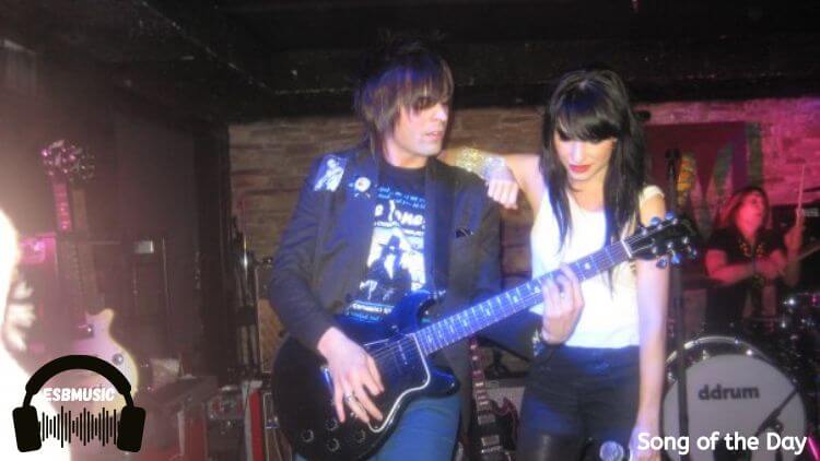 The Veronicas at The InTouch Yaz Rocktober Fest in NYC October 2008| Song of the Day | Eat Sleep Breathe Music