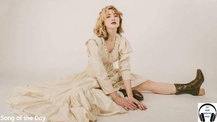 Caitlin Cobb-Vialet as photographed by Lindsey Ruth Song of the Day | Eat Sleep Breathe Music